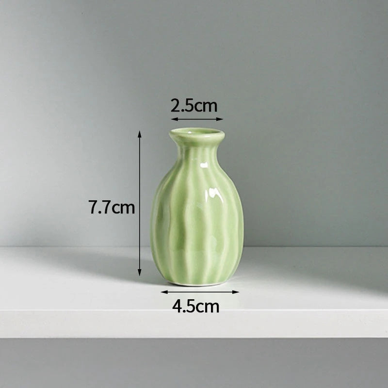 Nordic Ceramic Flower Vase – Creative Mini Hydroponic Plant Bottle for Room Décor & Desktop Ornament